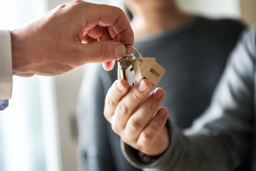 Should You Rent or Buy a House in 2025?